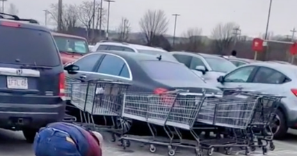 Frustrated shoppers take revenge on double parked Mercedes in car park