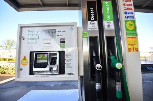 Supermarkets introduce new pay at pump rule