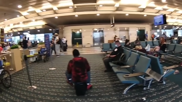 Motorised suitcase police chase in Florida airport