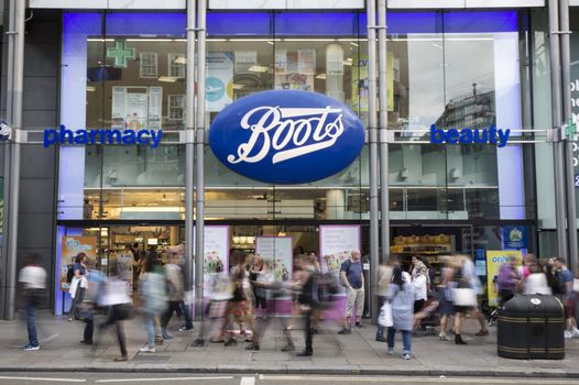 Boots selling LFTs for £17 a pack