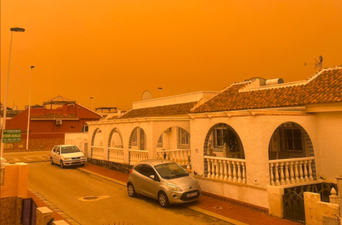 Sky turns completely orange in Spain and Britain could be next