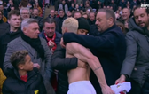 Ajax fan sneakily steals Antony’s shirt in front of group of children