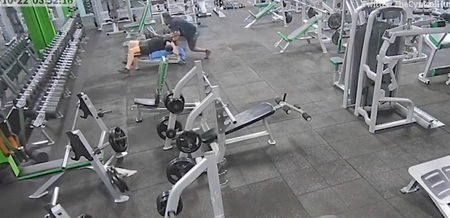 CCTV footage shows horrifying moment man slams 20kg weight on gymgoer’s head