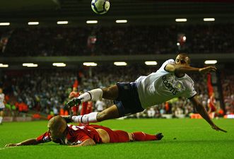 Man who took picture of Gabby Agbonlahor falling over finally posts it 7 years on