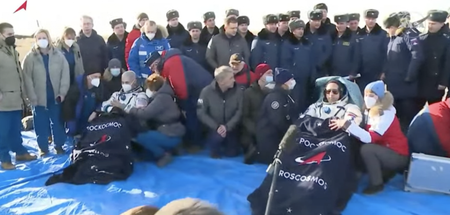 Record-breaking Nasa astronaut returns to Earth on Russian craft after year-long stay