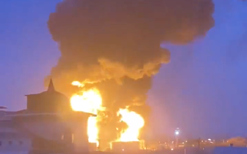 Ukrainian helicopters attack oil facilities inside Russia as fire breaks out, Kremlin claims