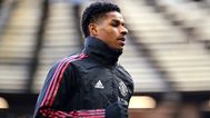 Gary Neville questions ‘staggering’ Man Utd line-up against Leicester