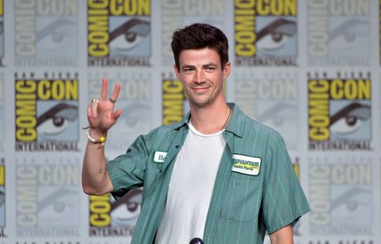 Fans want Grant Gustin to replace Ezra Miller in The Flash movie