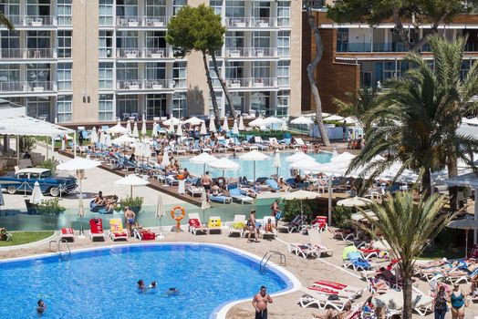 Teen may be left paralysed after diving into Magaluf pool