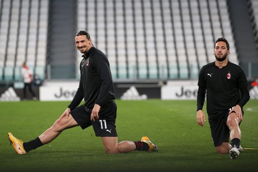 Hakan Calhanoglu Zlatan Ibrahimovic