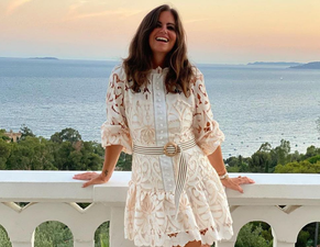 Dame Deborah James: Cancer Campaigner dies aged 40