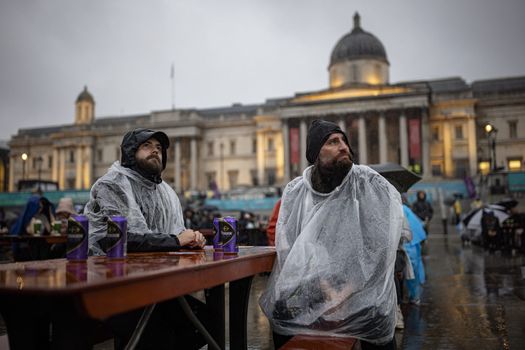 Met Office issues thunderstorms warning