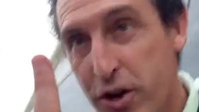 Unai Emery hits back at bizarre fan request after Southampton friendly