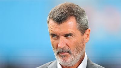 Roy Keane breaks character as Gary Neville makes joke at Liverpool’s expense