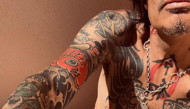 People are furious Tommy Lee's dick pic stayed on Instagram so long before being removed