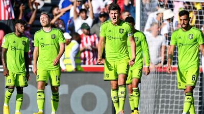 Jamie Carragher identifies three Man United players Erik ten Hag can’t rely on