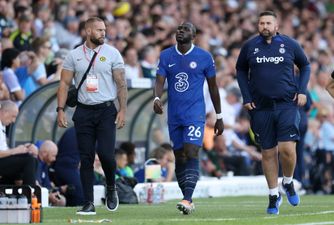 Kalidou Koulibaly sent off for silly challenge as Leeds hammer Chelsea