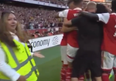 Steward thinks Oleksandr Zinchenko is pitch invader during Arsenal goal celebrations