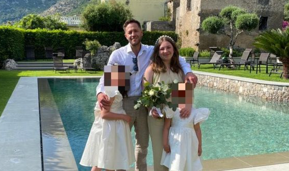 TUI pilot turns plane around and flies back to airport to pick up 'crying girl' left behind