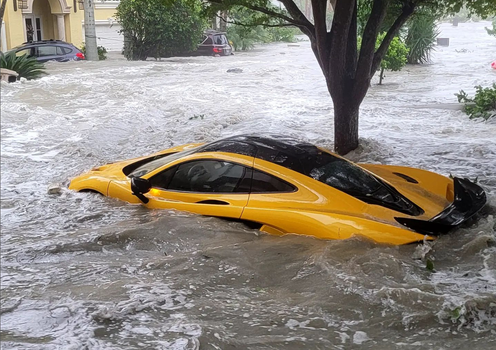 McLaren submerged in water as Hurricane Ian engulfs Florida
