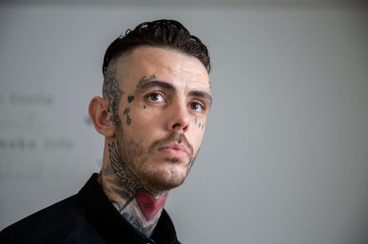 Burglar behind business telling homeowners how to protect their home from burglars back in prison... for burglary