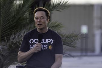 Elon Musk confirms he has bought Twitter
