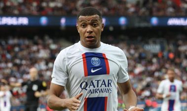 PSG set to record losses of £317m after details of Kylian Mbappé’s contract emerge