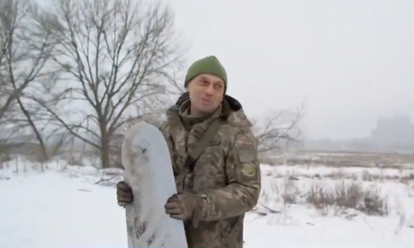 Ukrainian soldier shoots down cruise missile with machine gun