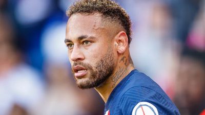 Neymar sent off for diving on his first PSG game back after World Cup