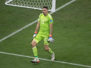 Emiliano Martínez spends £20,000 on guard dog to protect World Cup winners medal