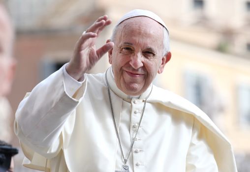 Pope Francis says it is normal to use Tinder
