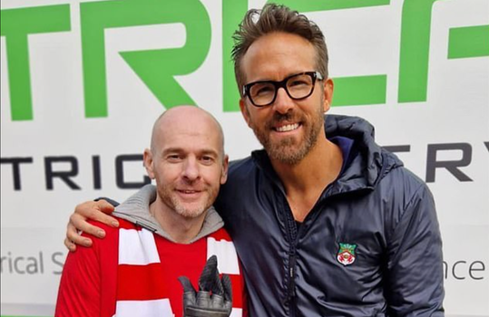 Ryan reynolds fulfills Wrexham fan's dying wish