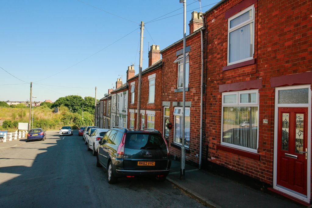 Elsie and her husband Mark bought the house in 1957 for £250 (SWNS)