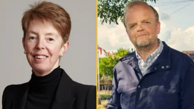 Former post office boss paula vennells hands back CBE