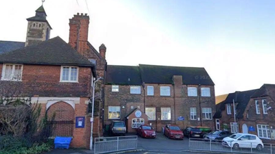 Parents furious over ‘draconian’ £6 fee if they are late to picking kids up from school