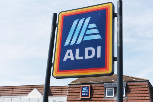 aldi issues product recall