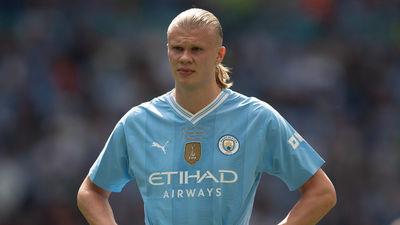 Erling Haaland gives blunt answer on his Man City future