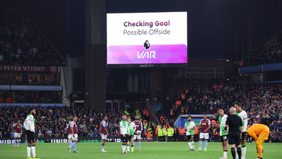 Premier League clubs set to vote against scrapping VAR