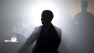 A star-studded, underseen action thriller movie gem is on TV tonight